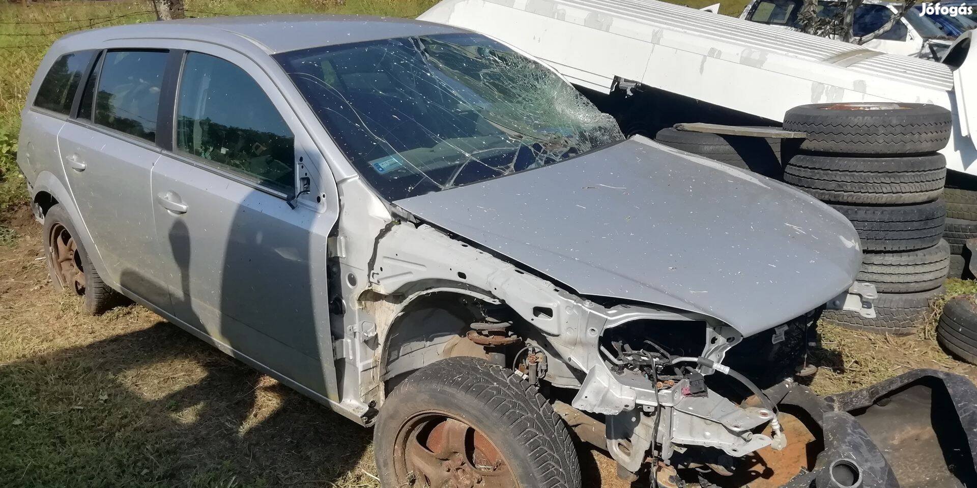 Opel Astra H alkatrész eladó