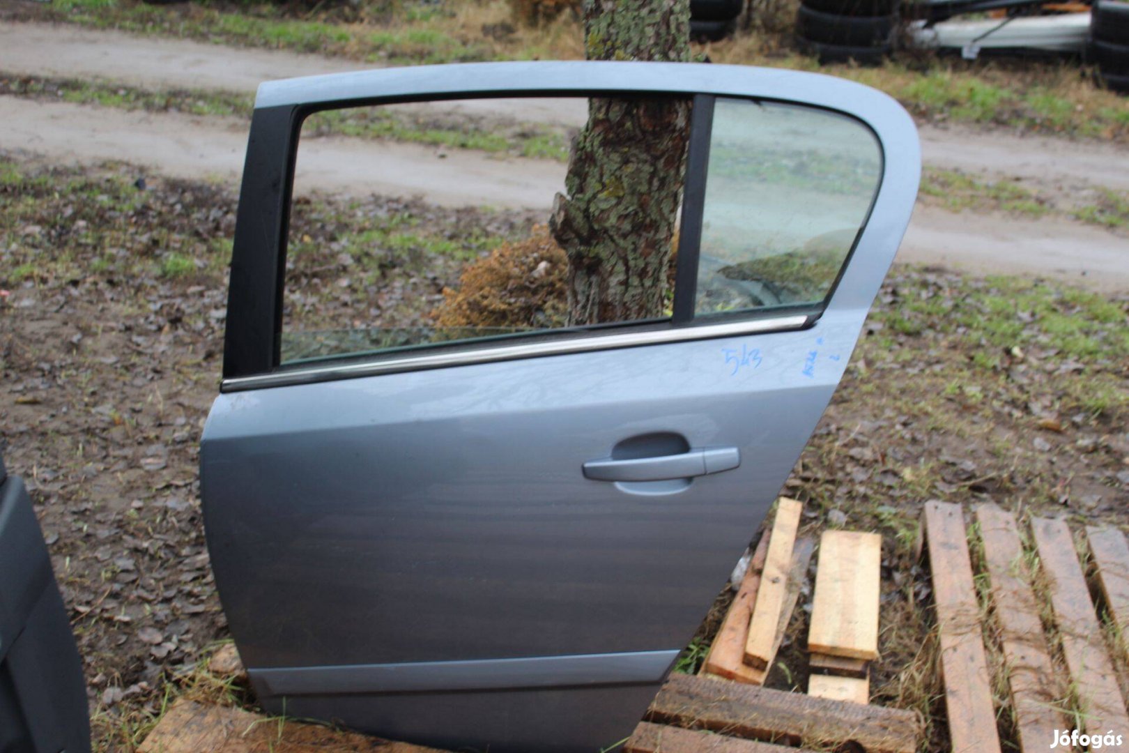 Opel Astra H bal hátsó ajtó üresen (543.)