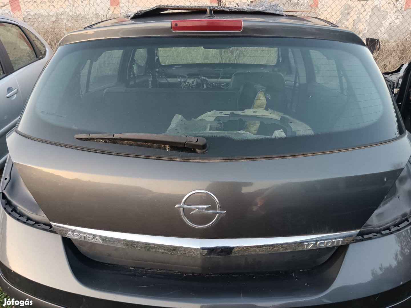 Opel Astra H csomagtér ajtó