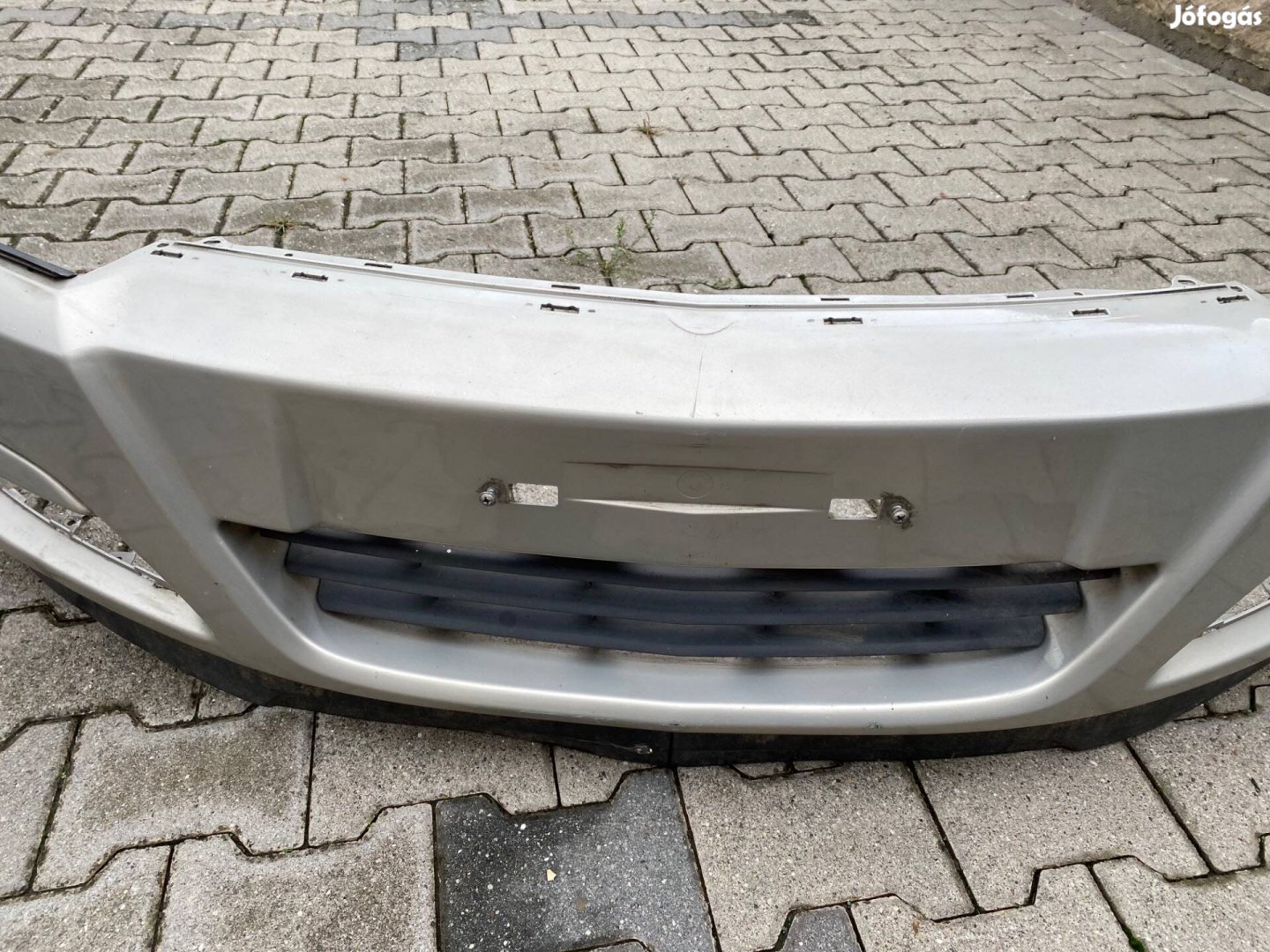 Opel Astra H első lökhárító