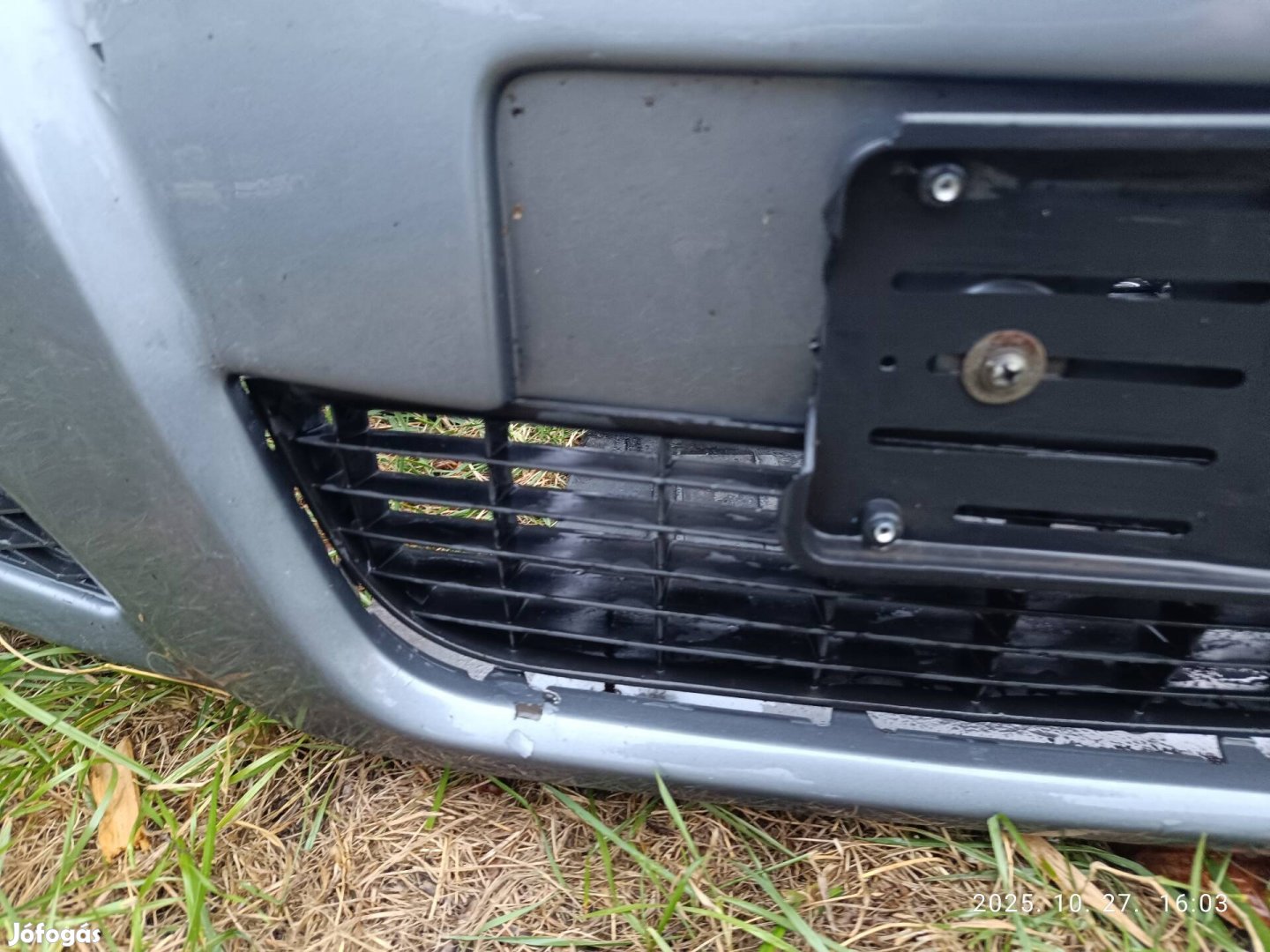 Opel Astra H első lökhárító 