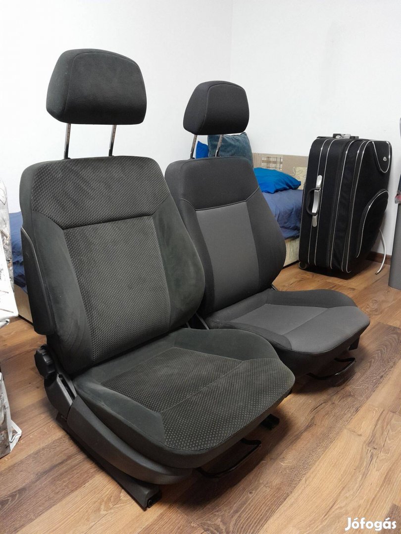 Opel Astra H első ülés