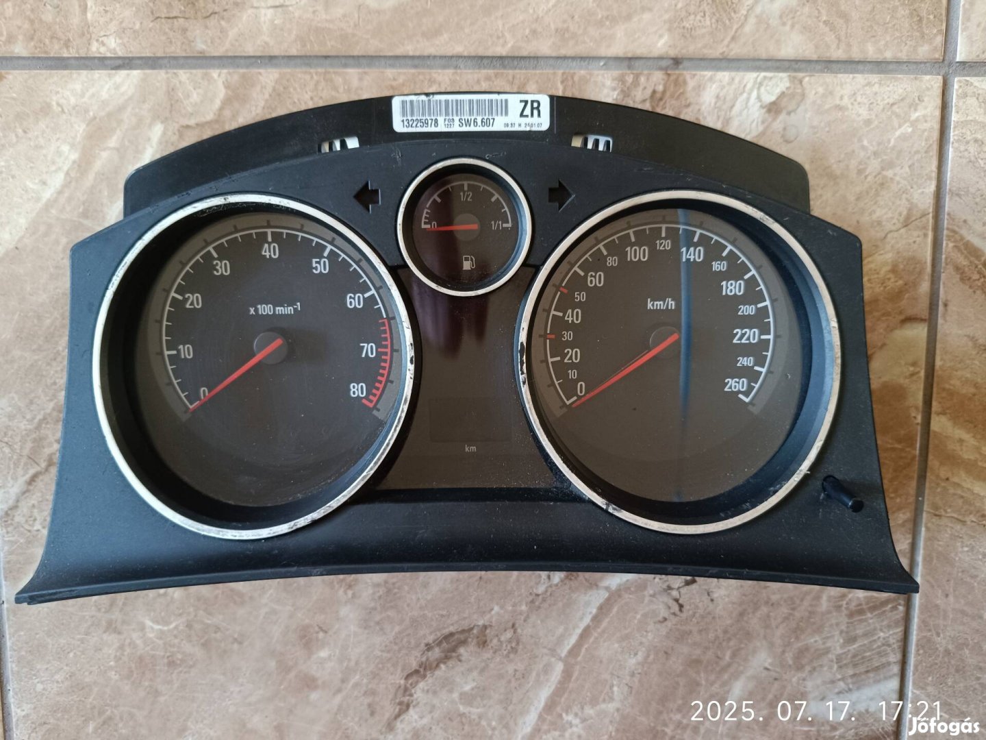 Opel Astra H kilométer óra 