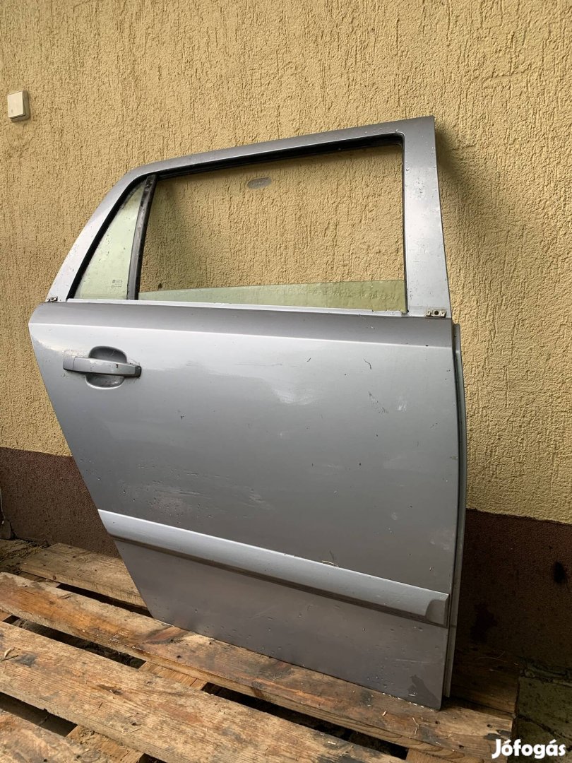 Opel Astra H kombi jobb hátsó ajtó rozsdamentes állapotban
