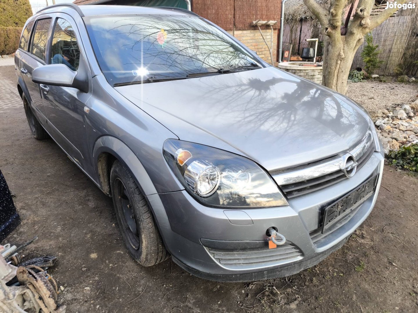 Opel Astra H lámpa lökhárító motorházteto sárvédő ajtó stb