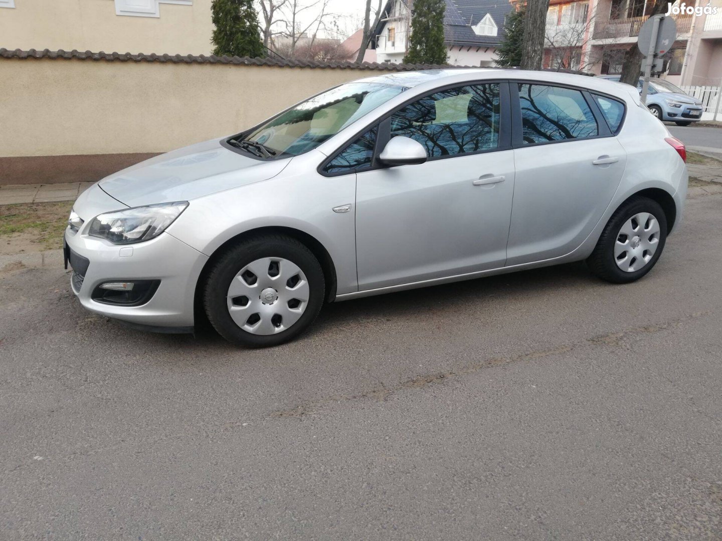 Opel Astra J 1.4 140LE, eladó. Magyarországi