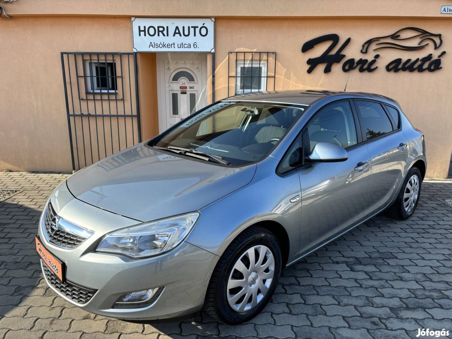 Opel Astra J 1.4 Edition 1.Tulaj! Szervizkönyv!