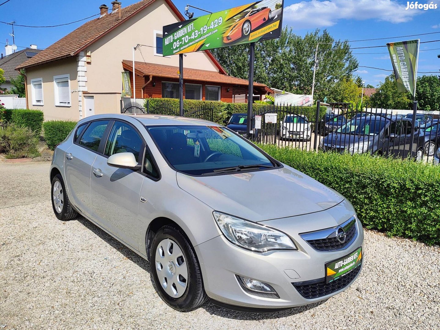 Opel Astra J 1.4 Enjoy Szervízelt. Ellenőrzött...
