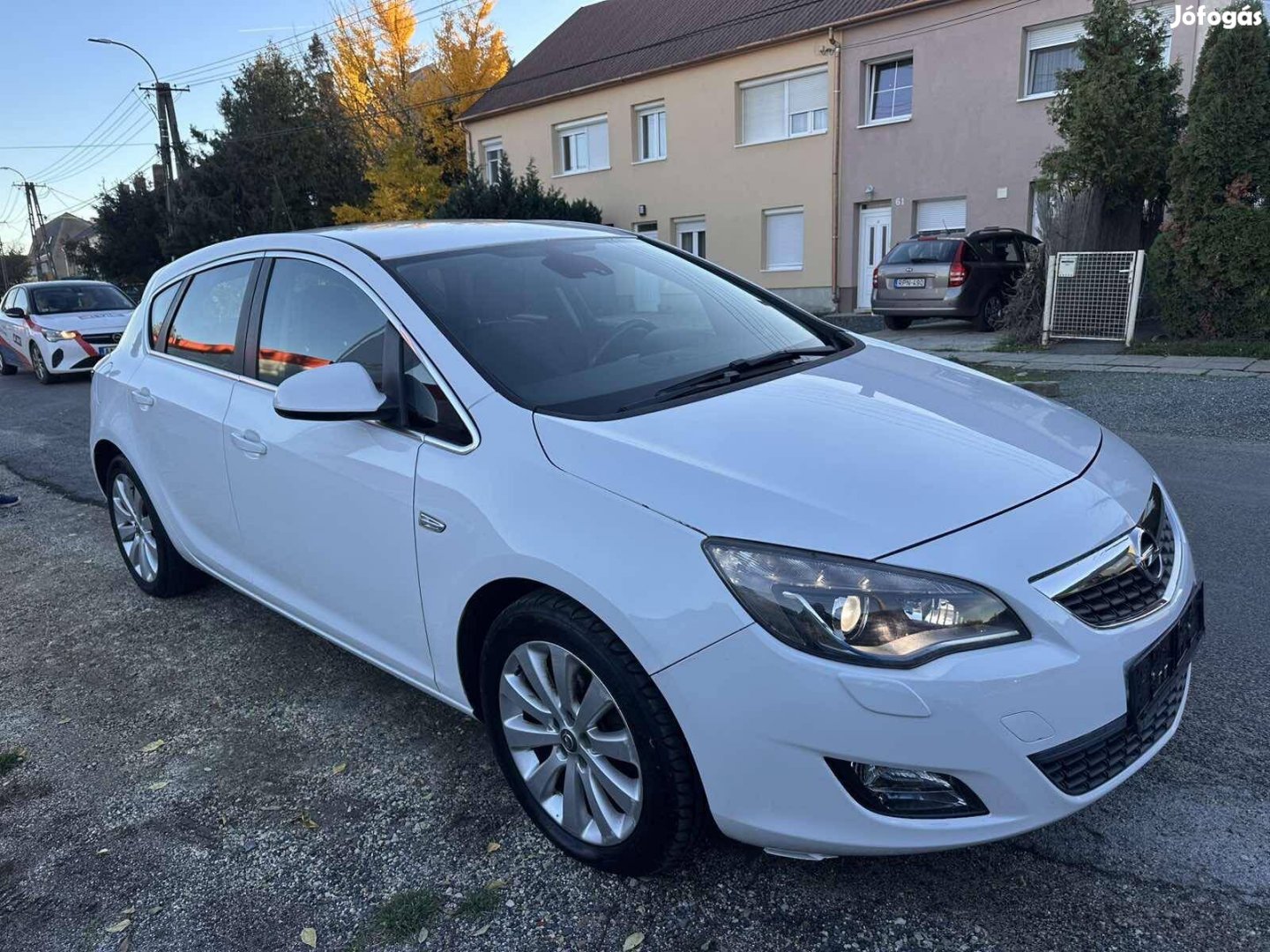 Opel Astra J 1.4 T Cosmo BI-Xenon