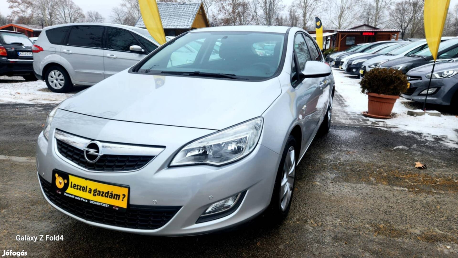 Opel Astra J 1.4 T Enjoy 1 Gazdás. szép állapot...