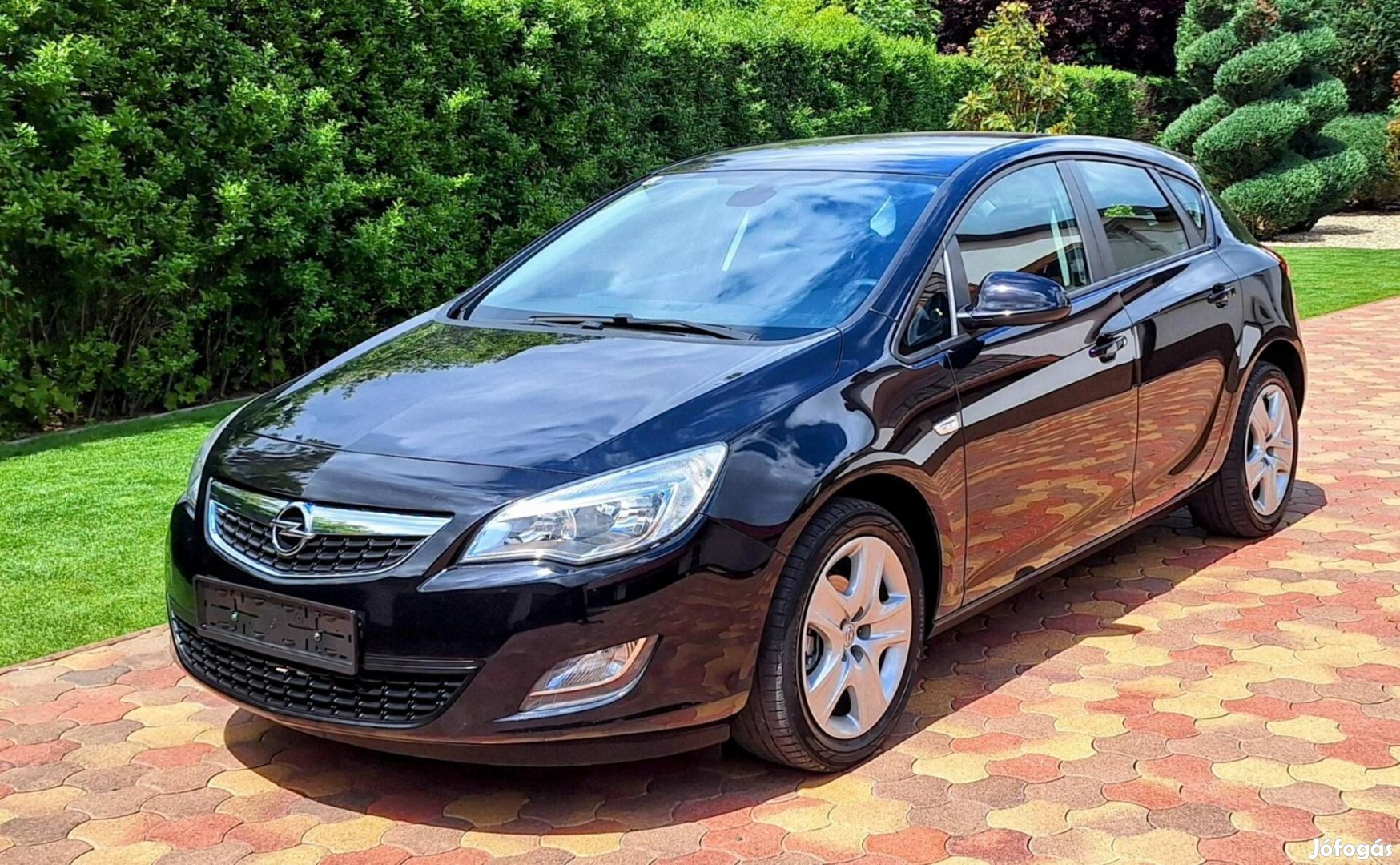 Opel Astra J 1.4 T Enjoy Végig vezetett szerviz...