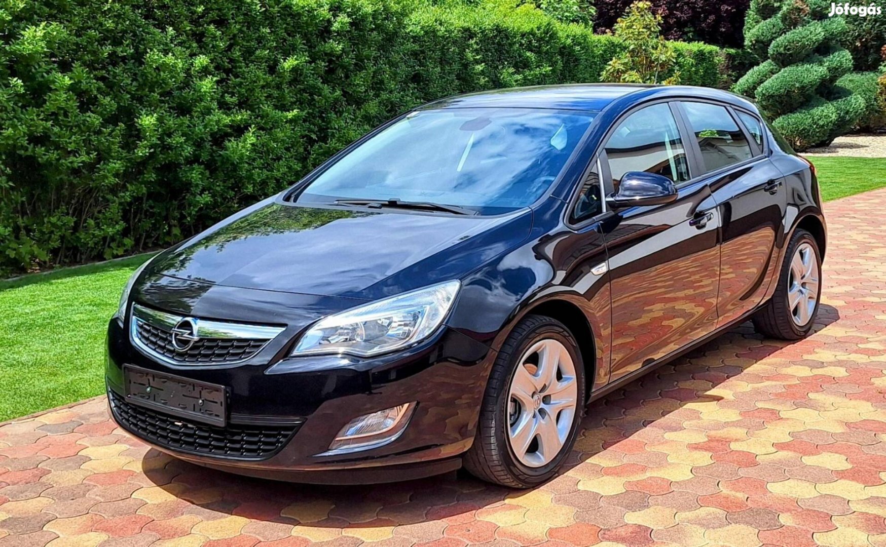 Opel Astra J 1.4 T Enjoy Végig vezetett szerviz...