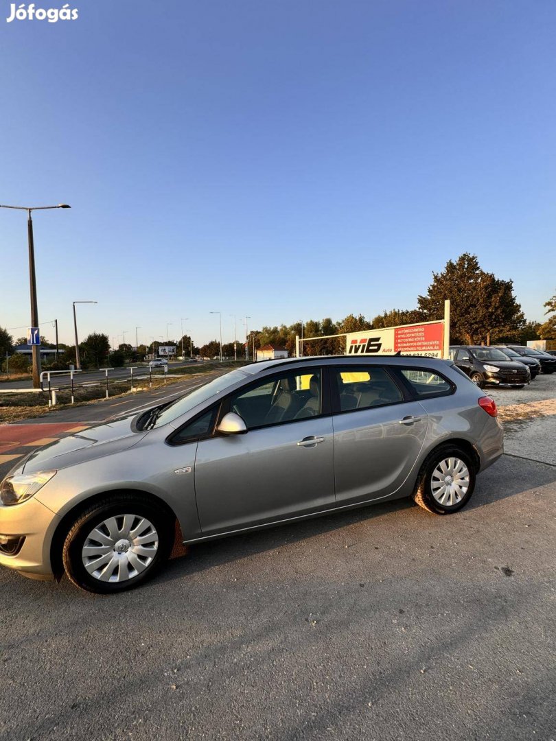 Opel Astra J 1.6 CDTI Start-Stop Active Szervíz...