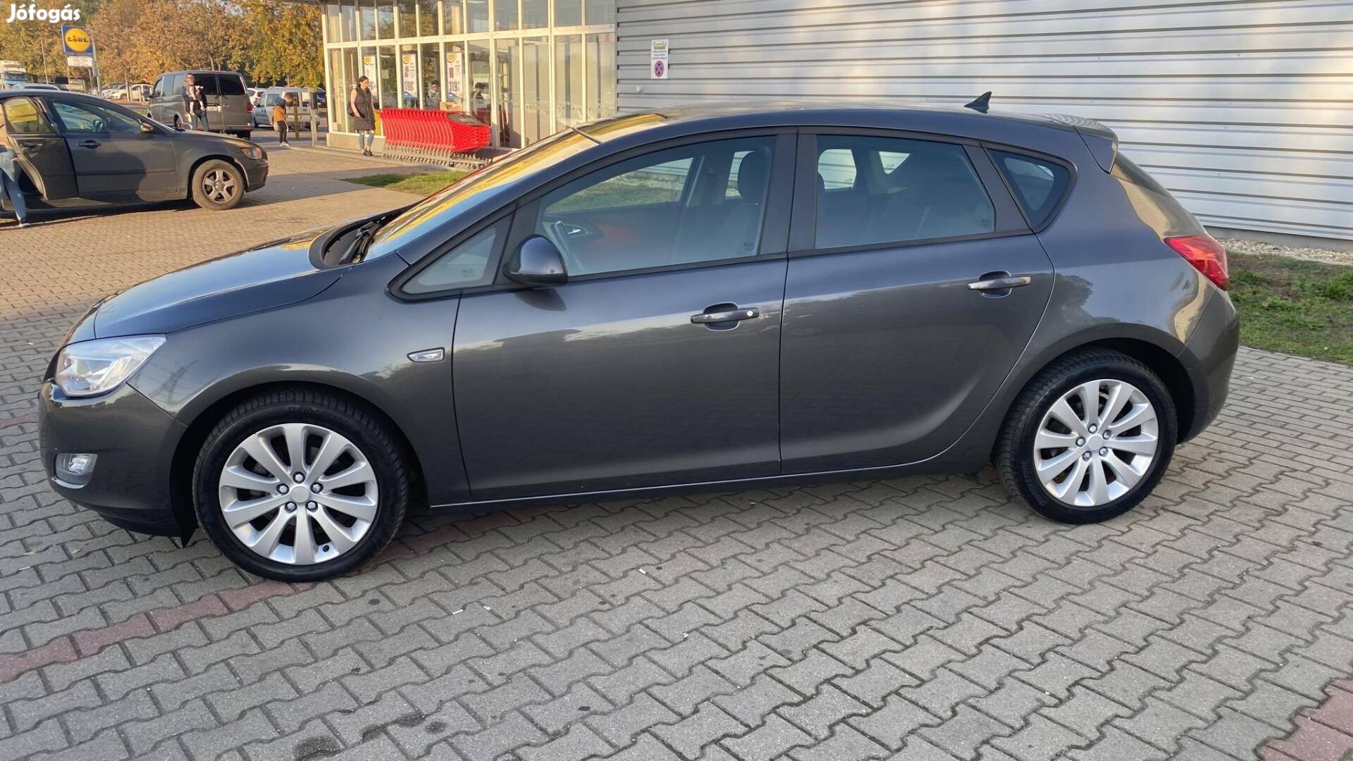 Opel Astra J 1.6 Enjoy