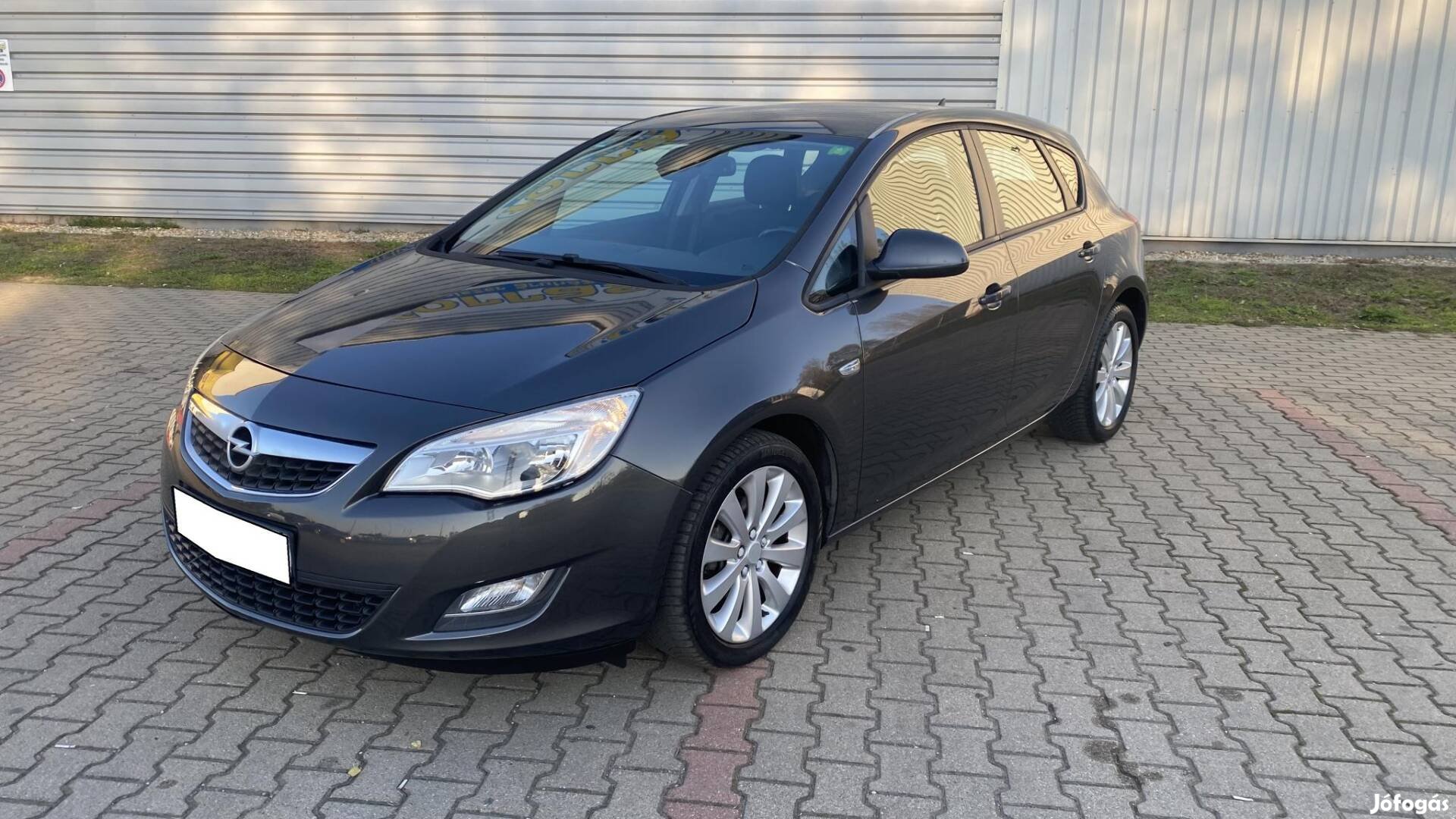 Opel Astra J 1.6 Enjoy