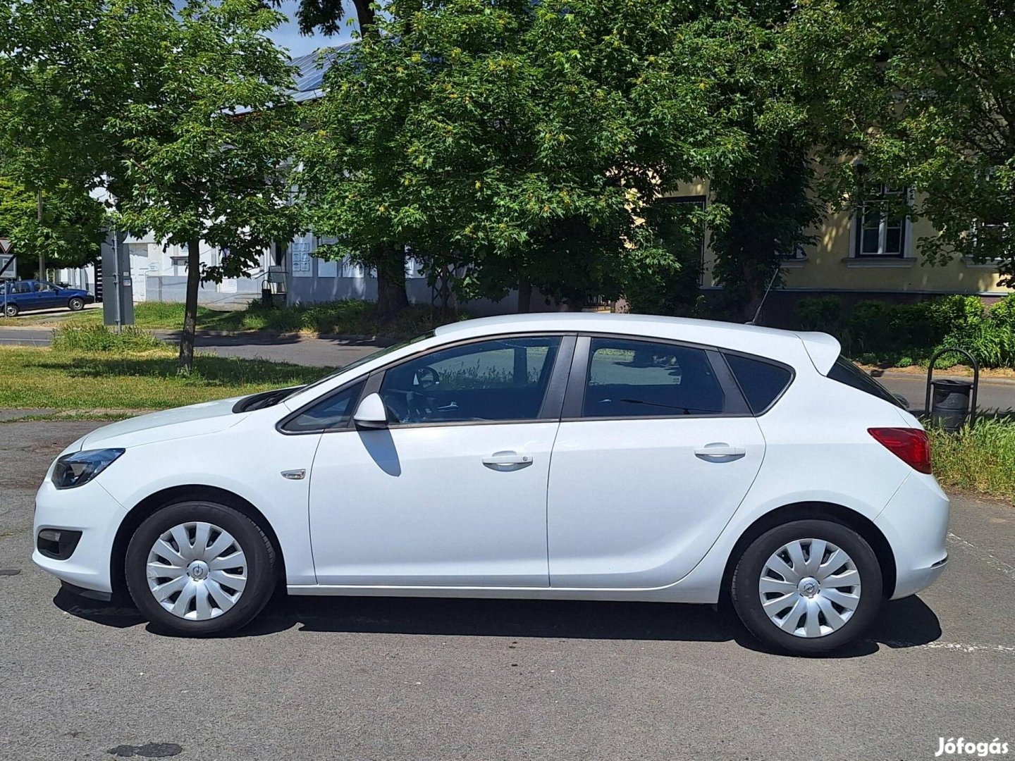 Opel Astra J 1.6 Enjoy EURO6 Magyarországi!