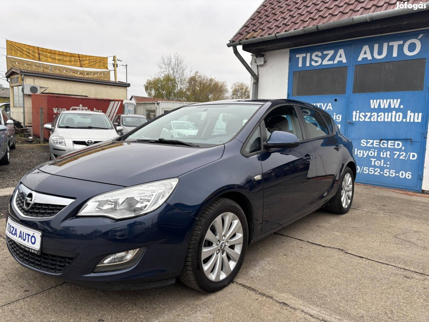 Opel Astra J 1.6 Enjoy ülésfűtés.tempomat.tolat...