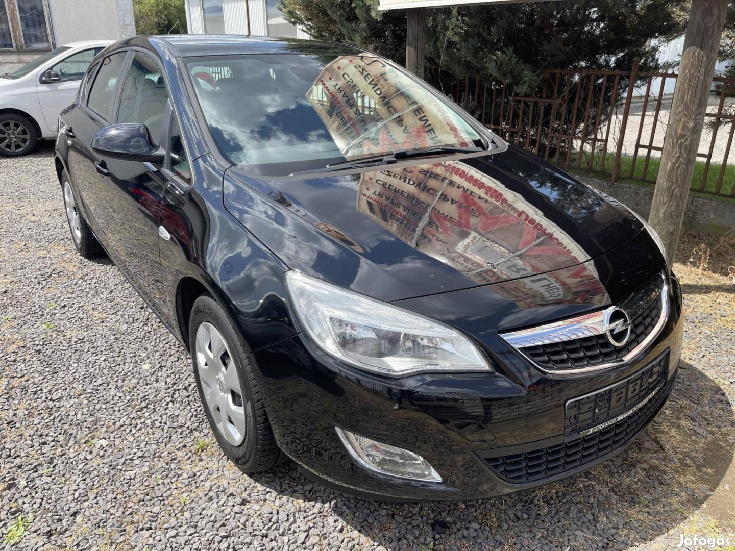 Opel Astra J 1.6 Essentia ++Tempomat++Vezérlés...