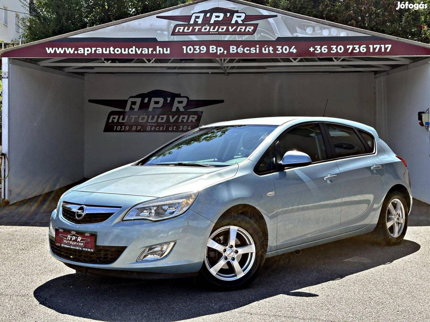 Opel Astra J 1.6 Selection Szervizkönyv.Két Kul...
