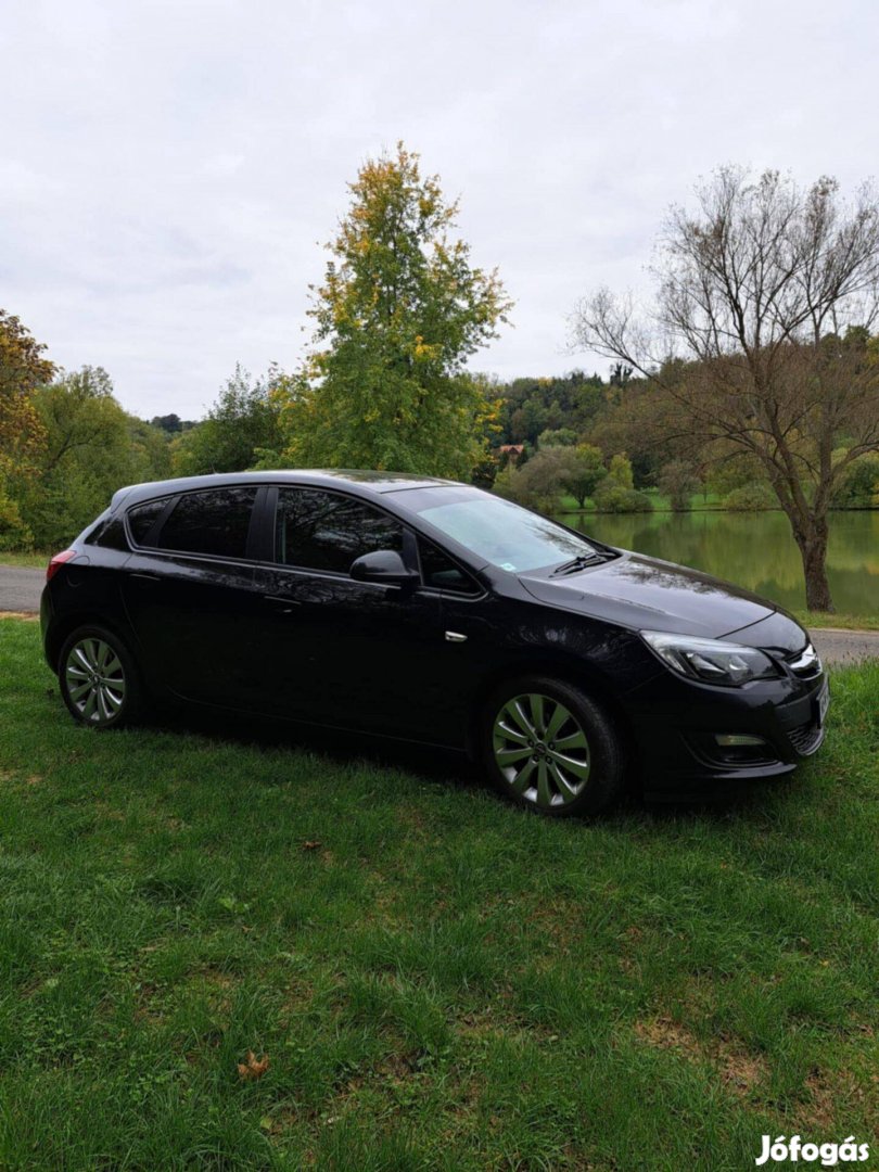 Opel Astra J 1.6 Selection eladó