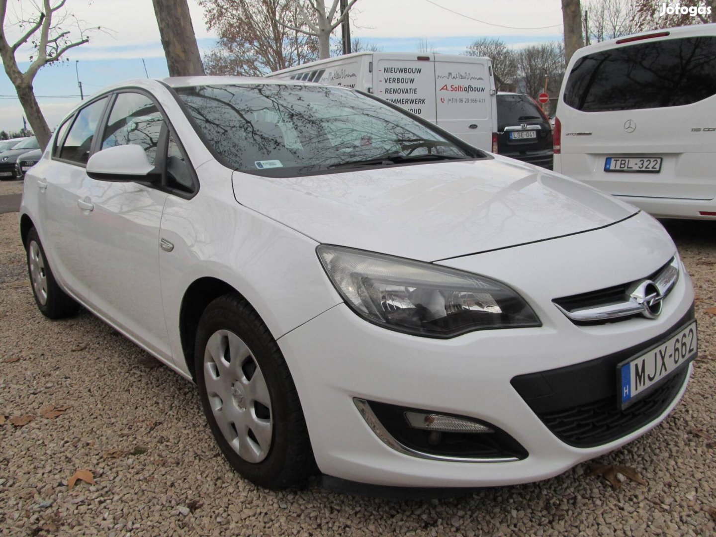 Opel Astra J 1.6 Sport Magyarországi