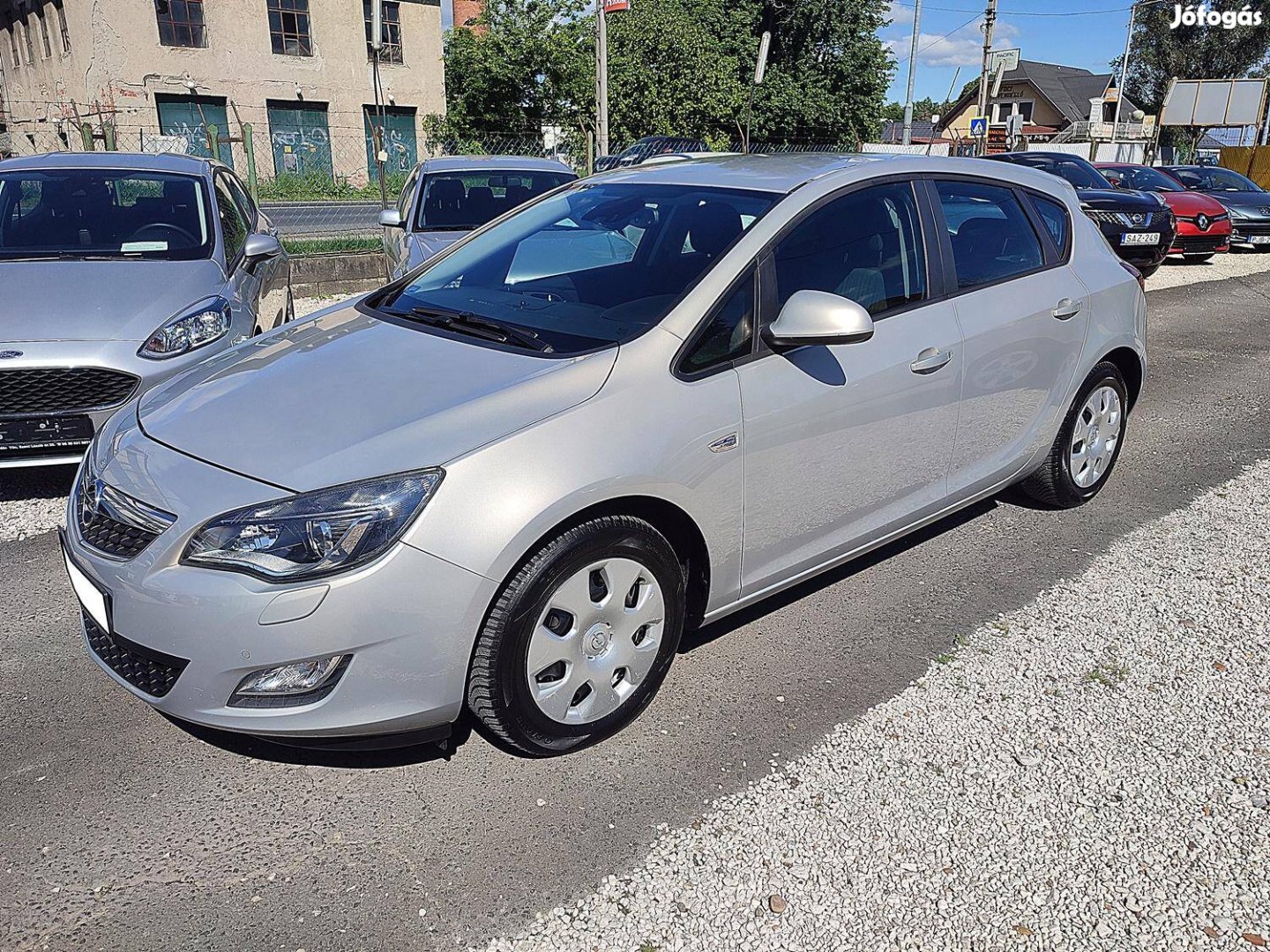 Opel Astra J 1.6 T Enjoy 130509 km! Új vezérlés!