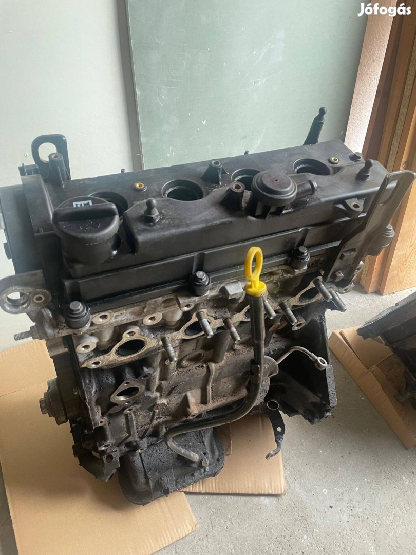 Opel Astra J 1.7CDTi Motor / Motorblokk hengerfejjel A17DTS