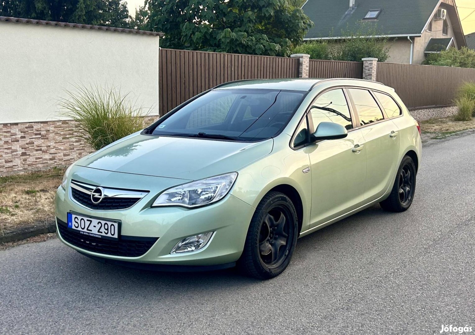 Opel Astra J 1.7 CDTI Cosmo 2011 Szép állapotban