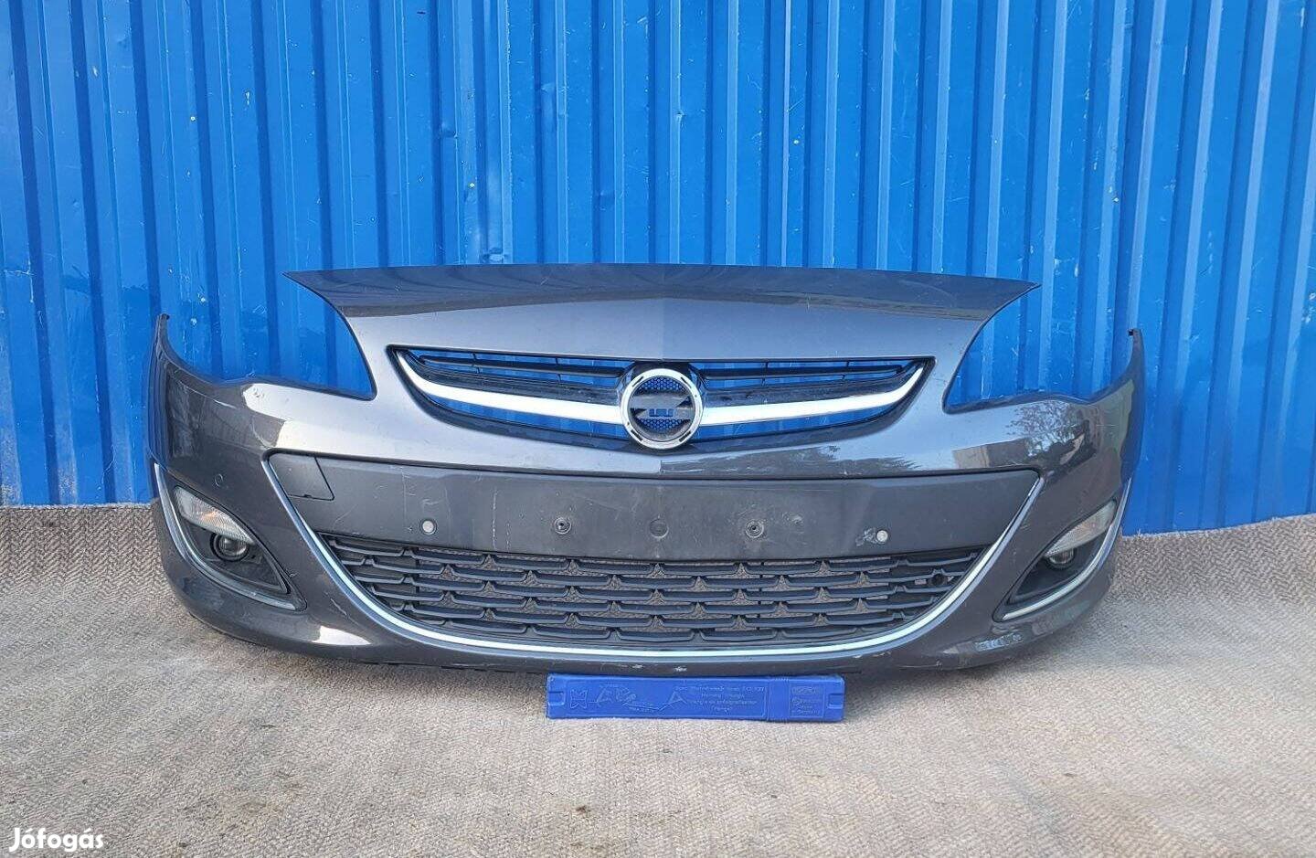 Opel Astra J 2012- facelift gyári 13368660 4 radaros első lökhárító