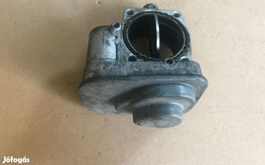 Opel Astra J Fojtószelep 8981052101
