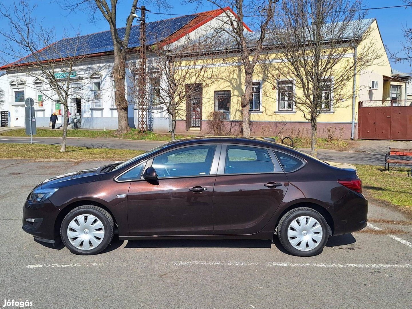 Opel Astra J Sedan 1.6 Enjoy EURO6