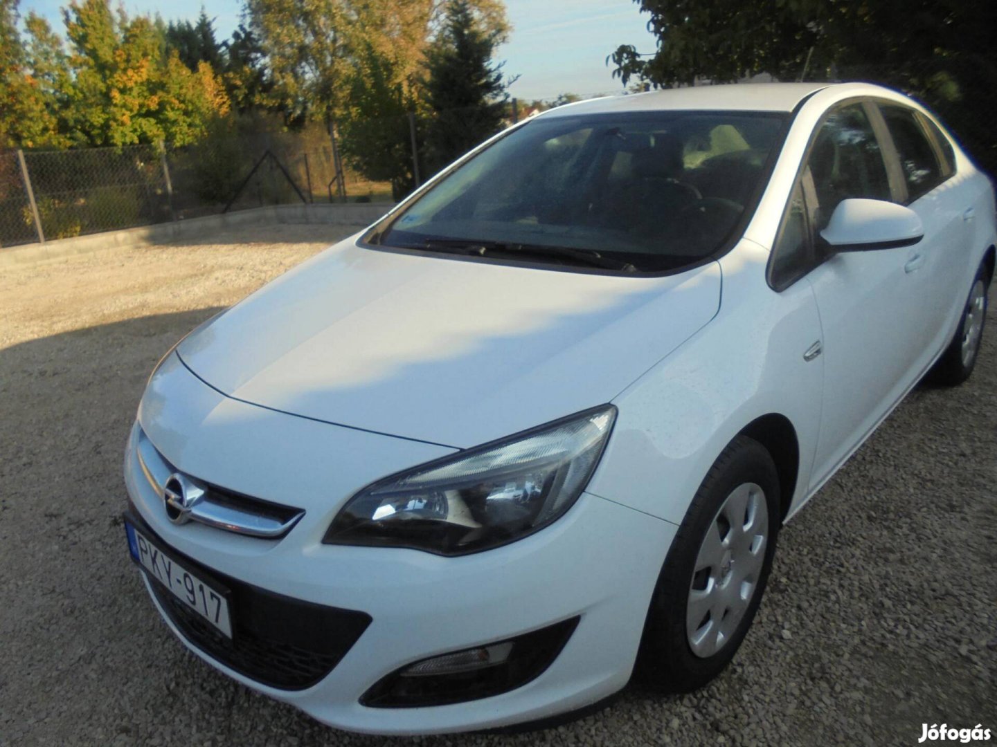 Opel Astra J Sedan 1.6 Enjoy EURO6 Magyarország...
