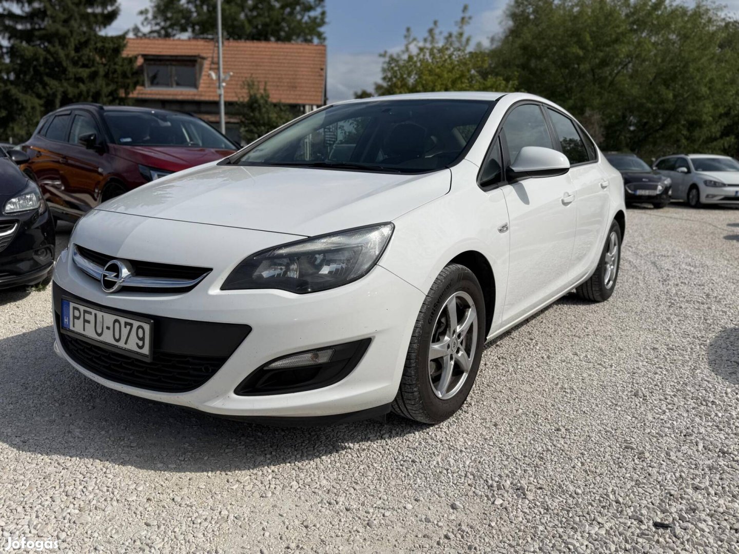 Opel Astra J Sedan 1.6 Enjoy EURO6 Magyarország...