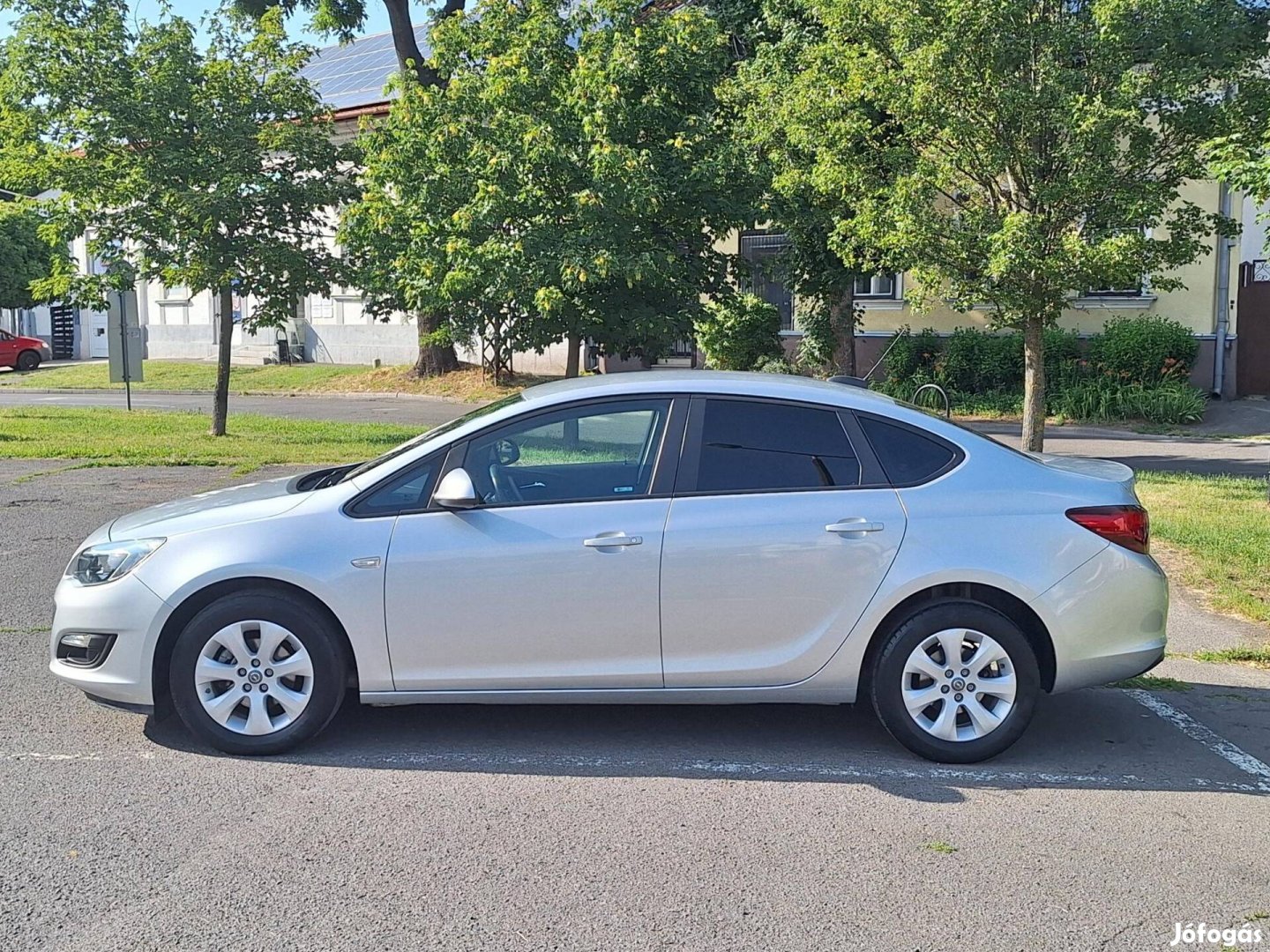 Opel Astra J Sedan 1.6 Enjoy EURO6 Magyarország...