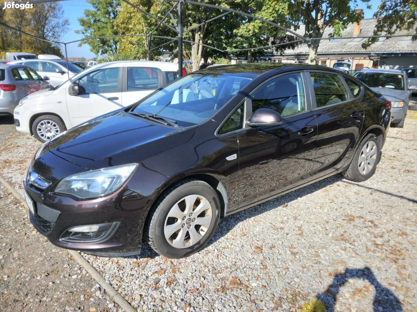 Opel Astra J Sedan 1.6 Enjoy Klíma!Alufelni!Azo...