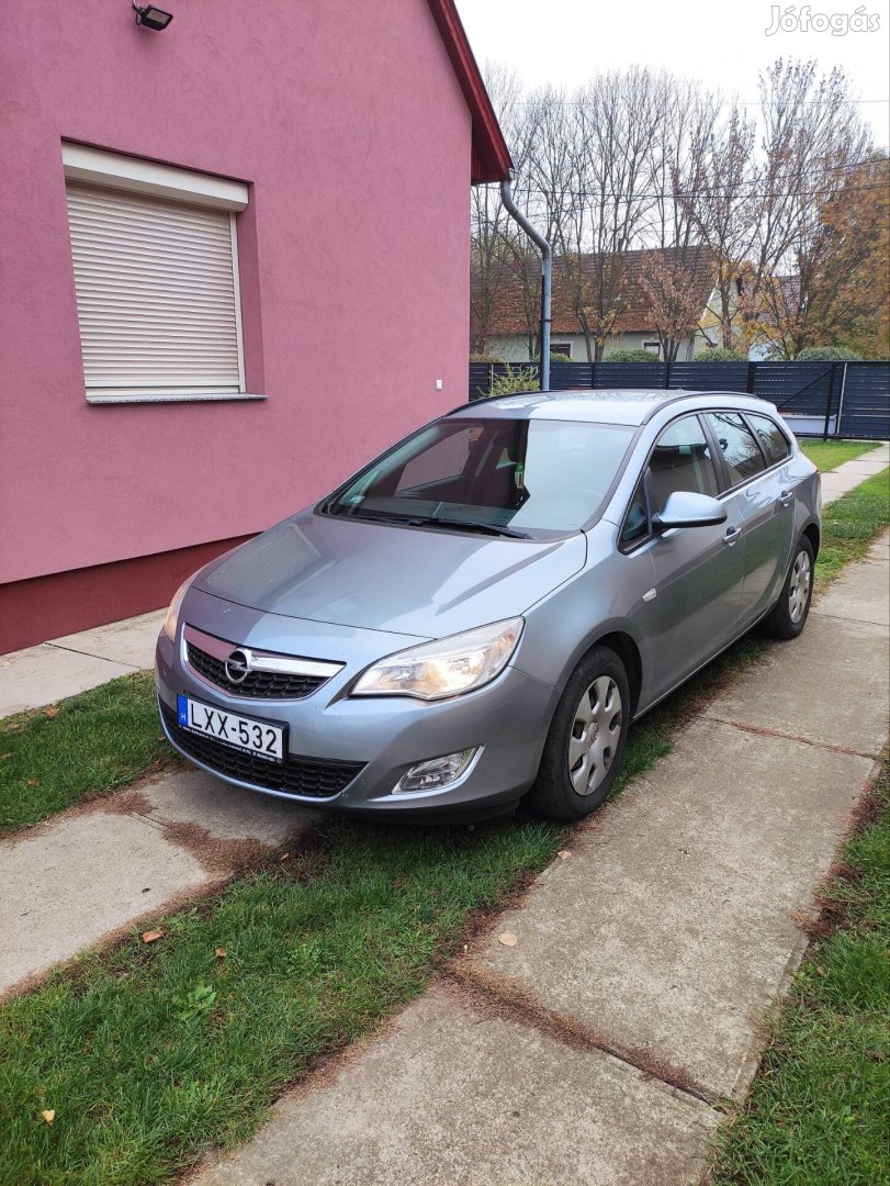 Opel Astra J Sport Tourer 1.7CDTI Eladó 