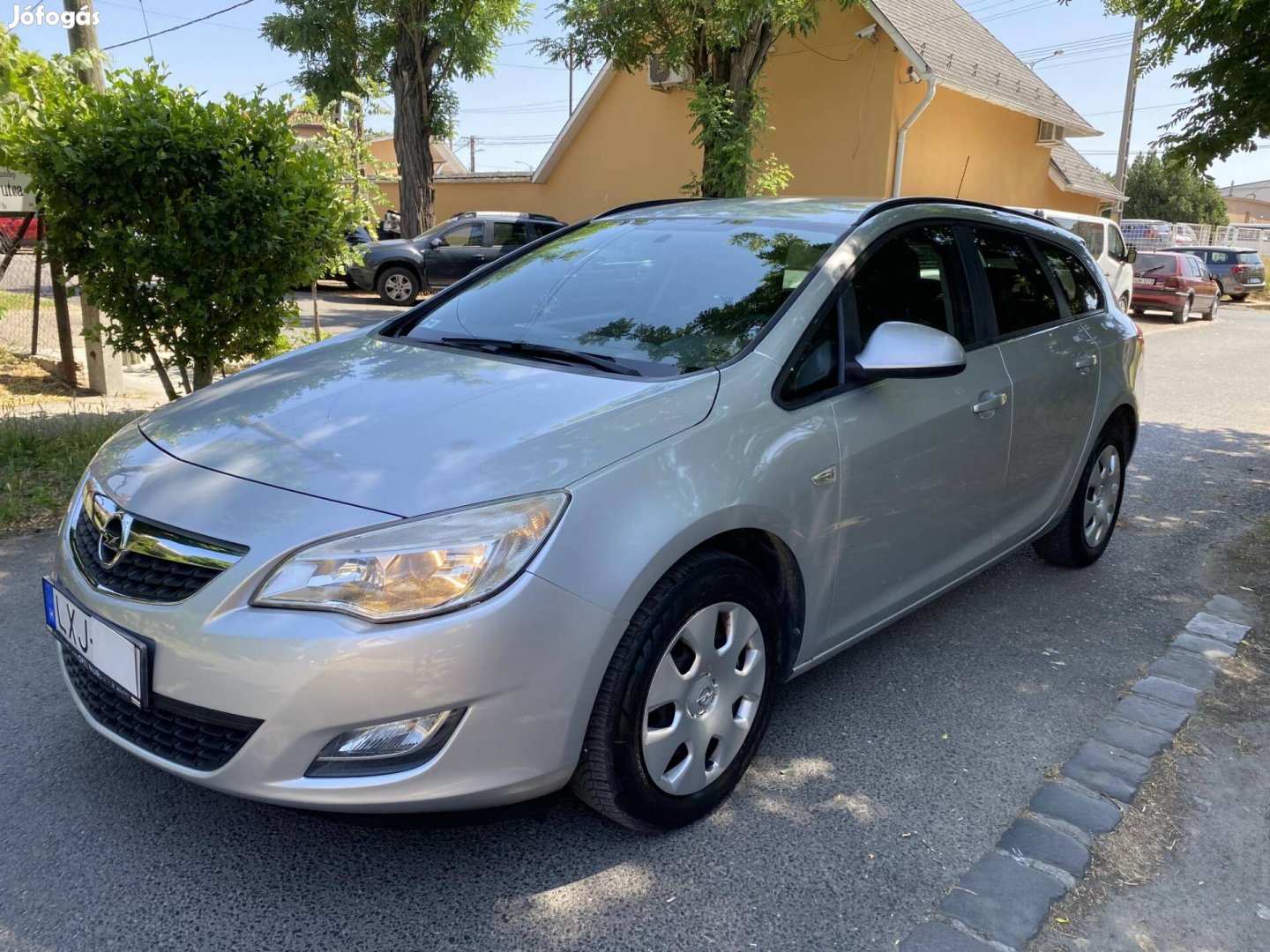 Opel Astra J Sports Tourer 1.4 Enjoy Magyar!