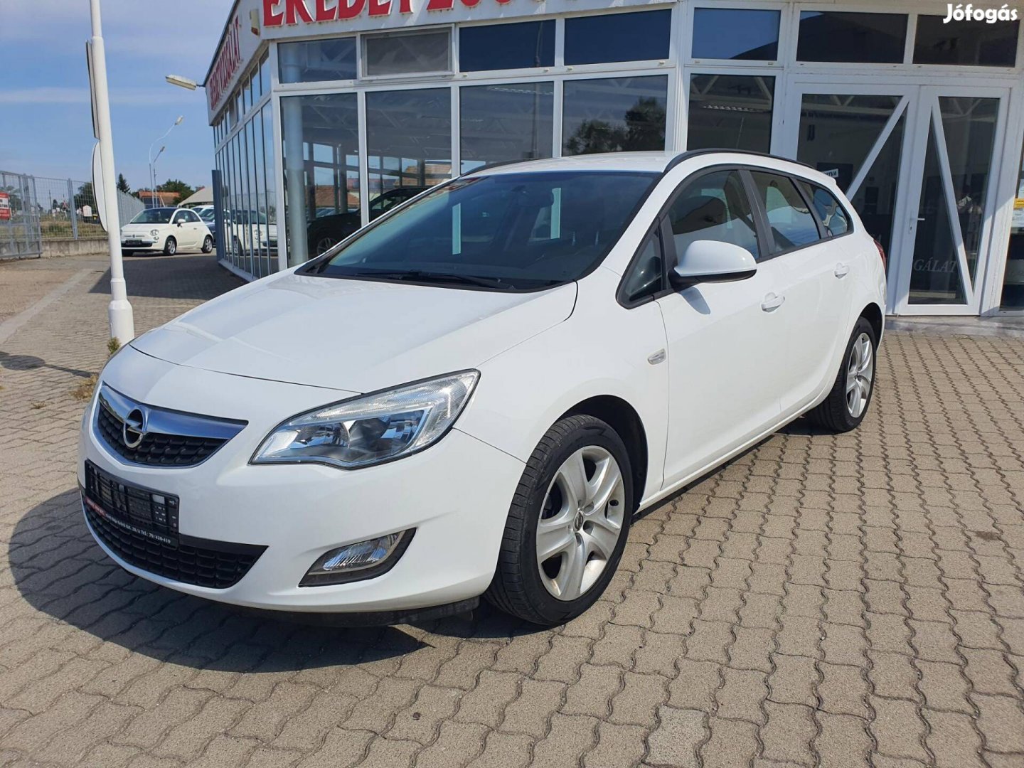 Opel Astra J Sports Tourer 1.4 Enjoy szép állap...