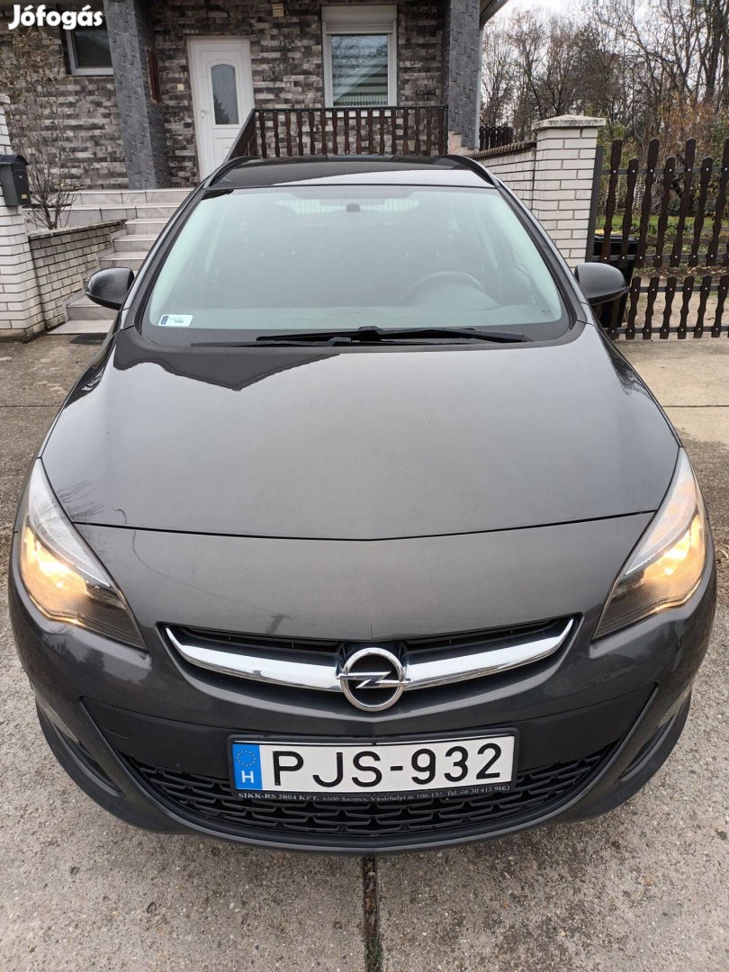 Opel Astra J Sports Tourer 1.7 CDTI