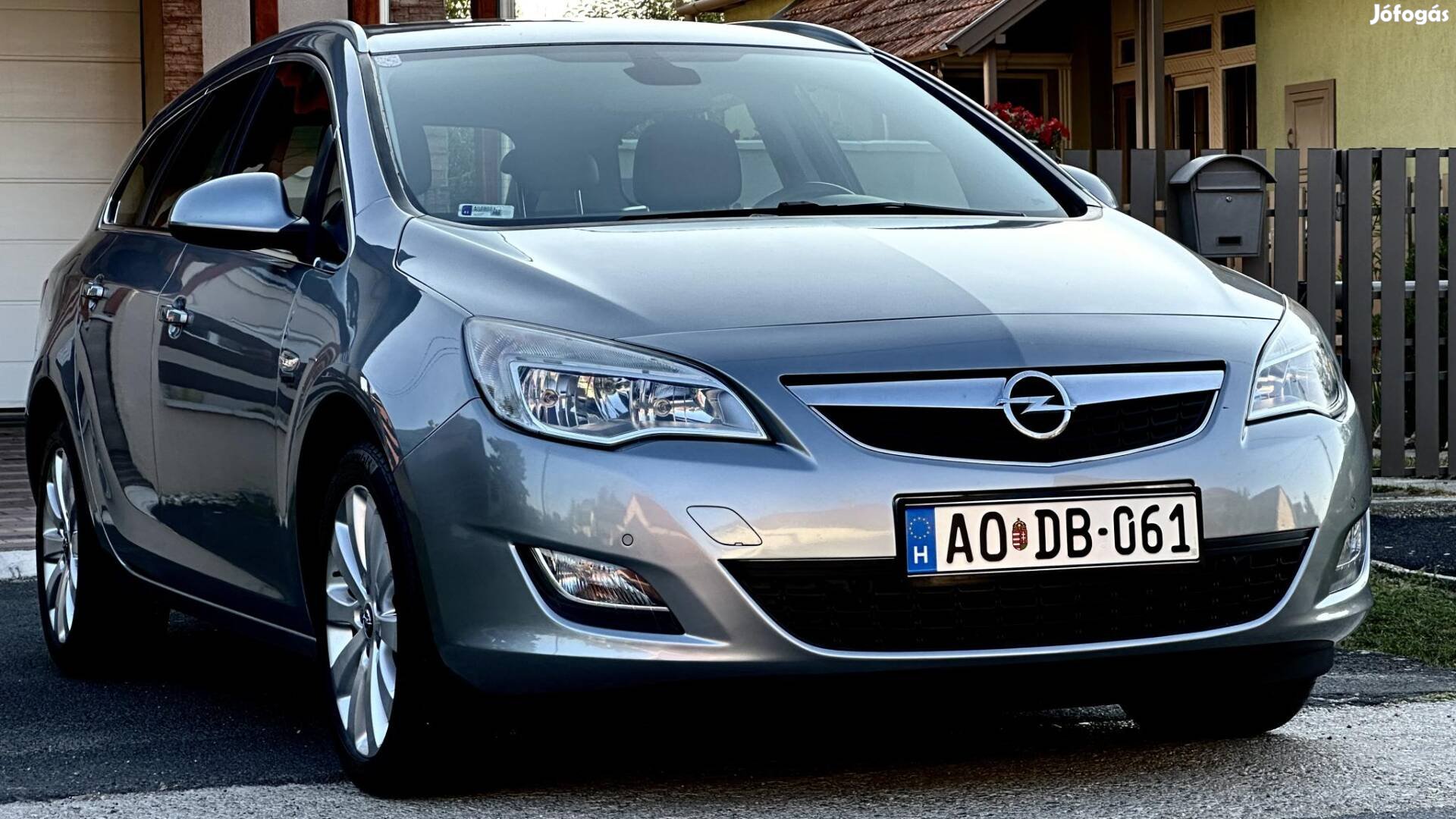 Opel Astra J Sports Tourer 2.0 CDTI Cosmo (Auto...
