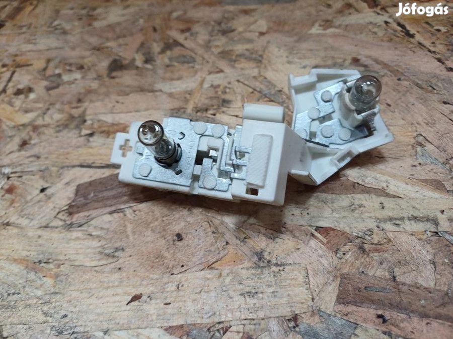 Opel Astra J 2009-2015 Bal Hátsó Külső Lámpa Foglalat