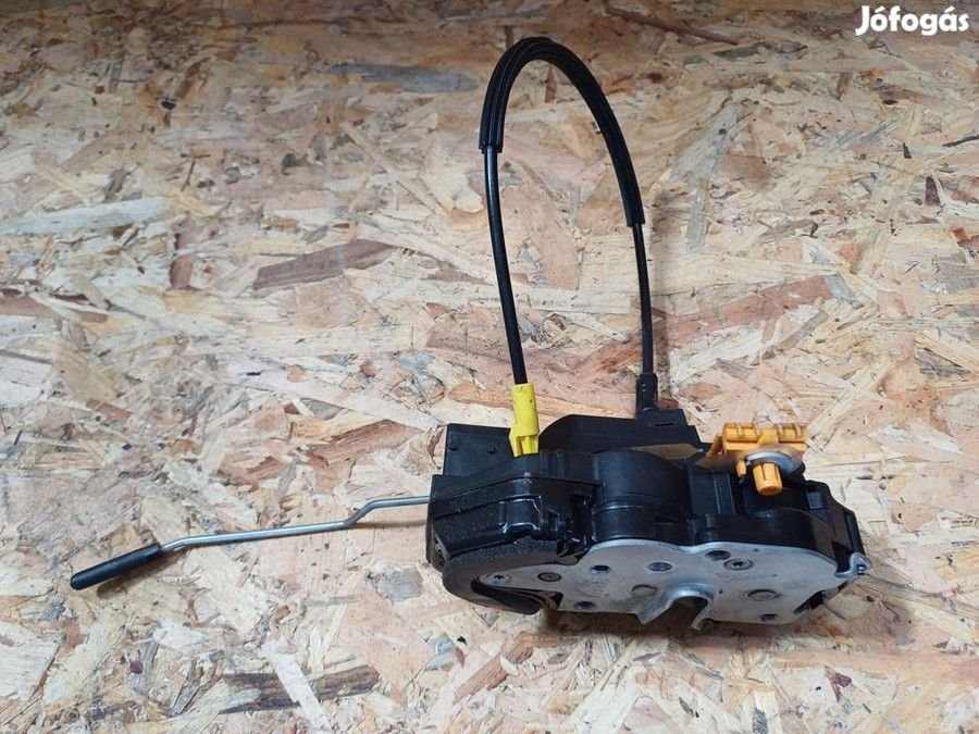 Opel Astra J 2009-2015 Jobb Hátsó Ajtó Központizár