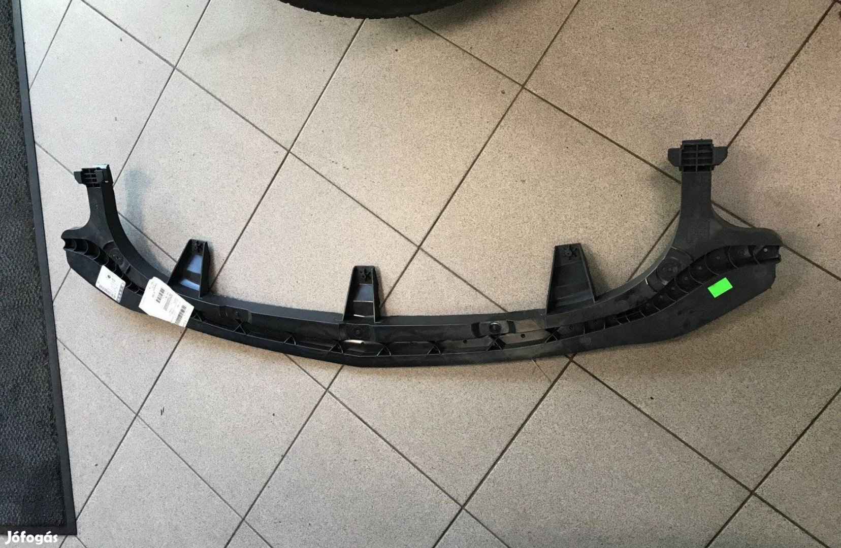 Opel Astra J_ első lökhárító alsó merevítő 3 ajtós