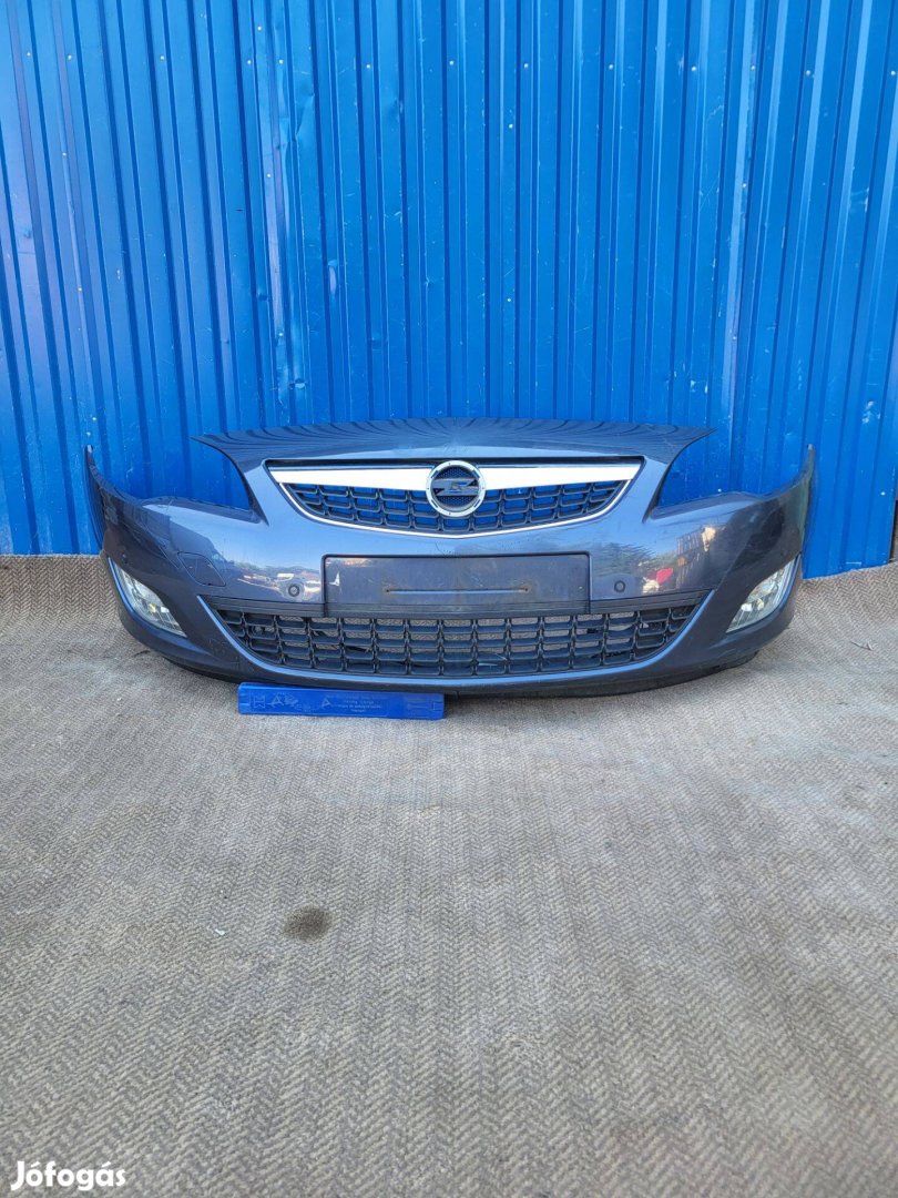 Opel Astra J gyári 13264403 4 radaros első lökhárító