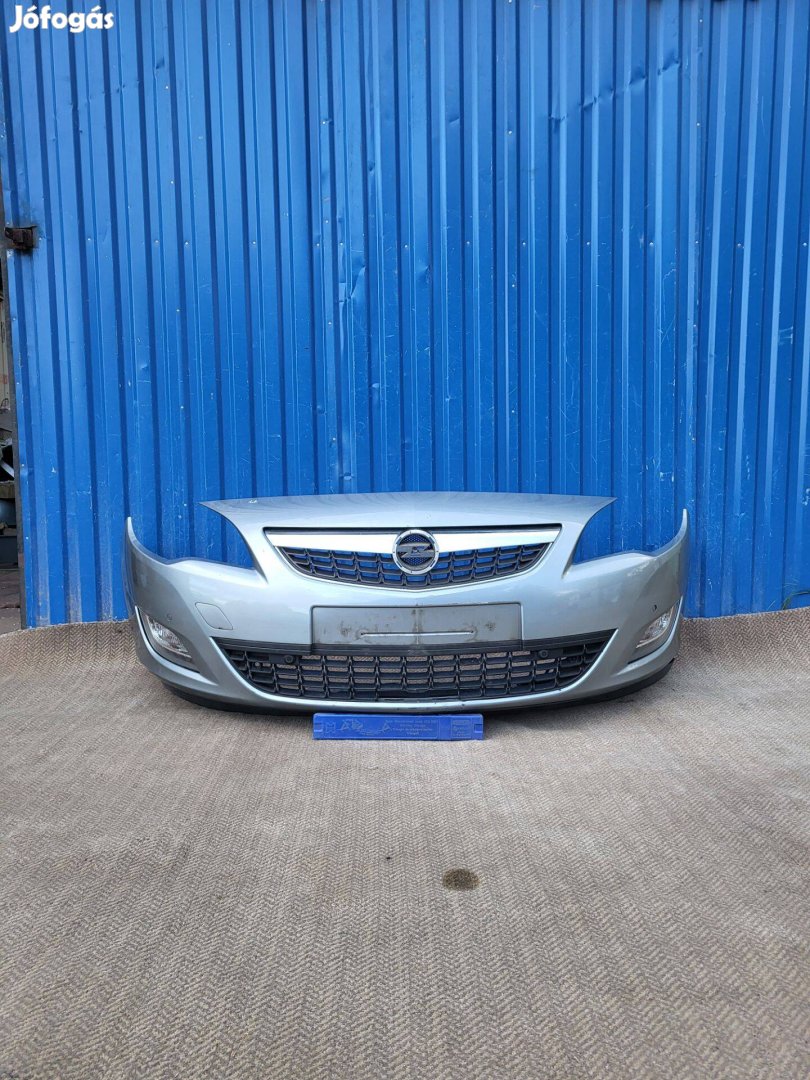 Opel Astra J gyári 13264403 első lökhárító 4 radaros