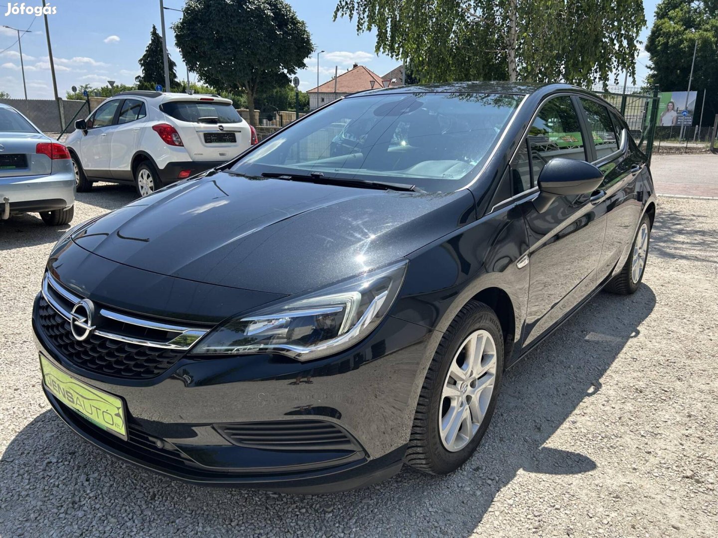 Opel Astra K 1.4 T Enjoy Szervizkönyv