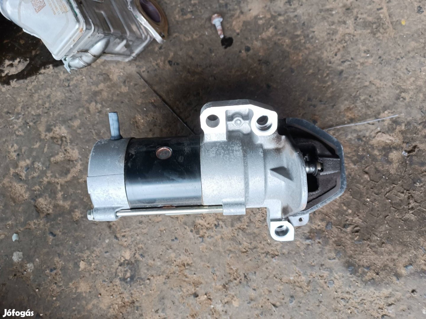 Opel Astra K 1.5diesel önindító eladó.