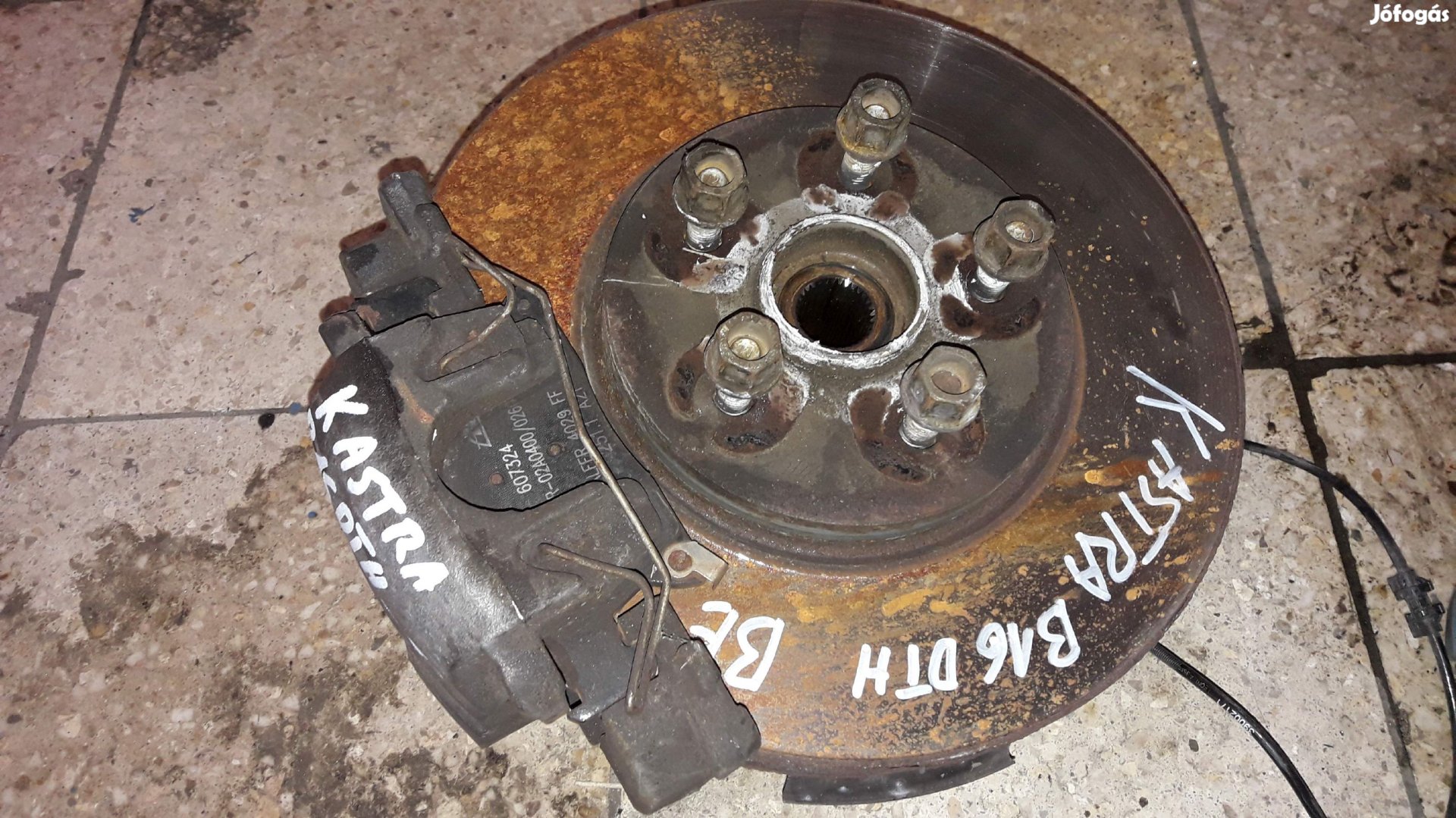 Opel Astra K Bal Első Csonkállvány Kerékaggyal Féknyereg ABS