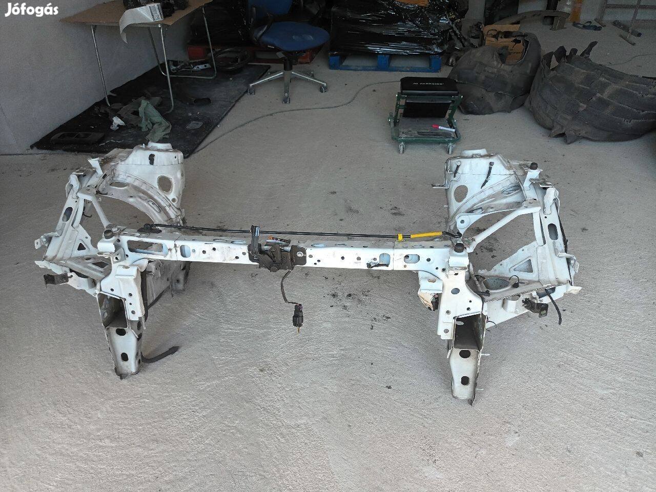 Opel Astra K Homlokfal