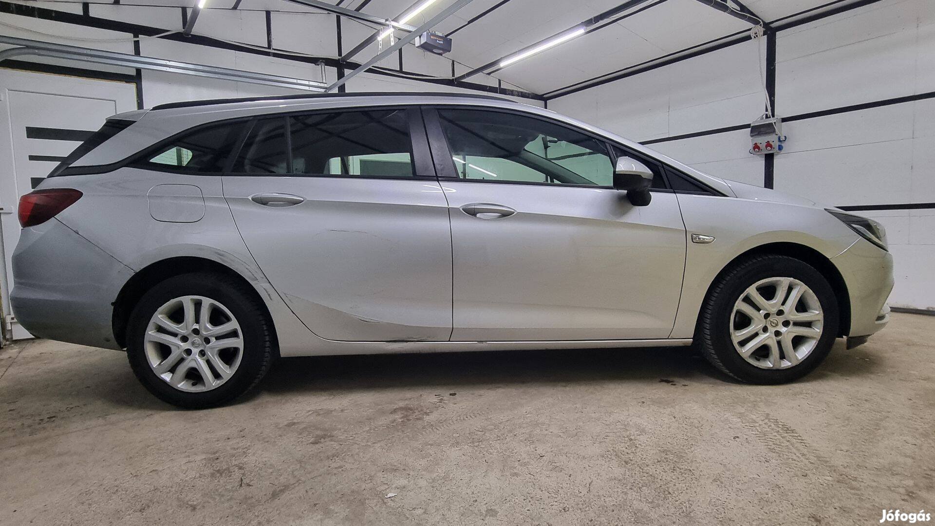 Opel Astra K Karosszéria alkatrész z176